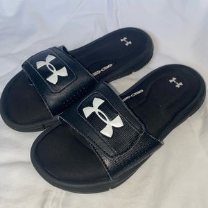 UNDER-ARMOUR FOAM SANDALS